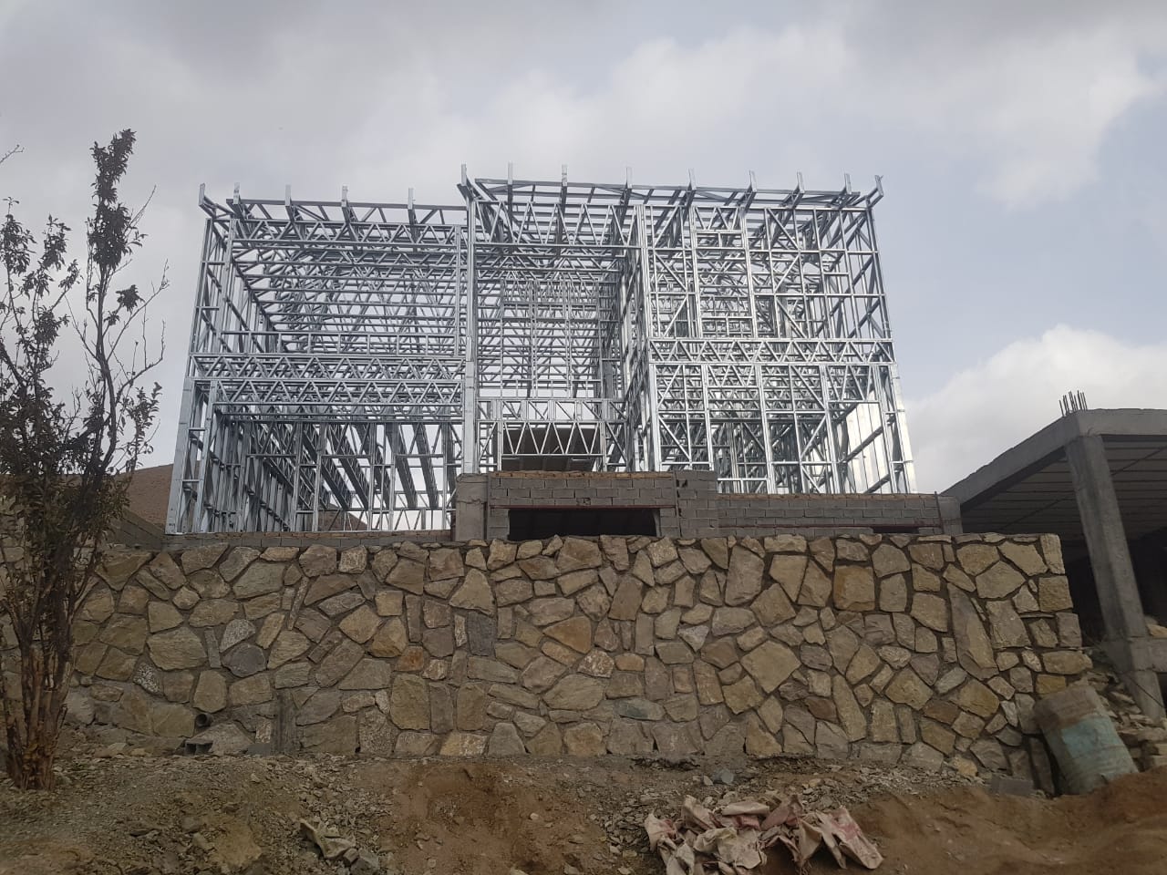 پیمانکار سازه ال اس اف